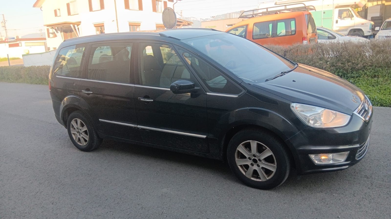 Ford Automobili: Ford Galaxy 2.2 TDCi – Usato da Rebstein venduto da TonyRasta-Autohandel 2