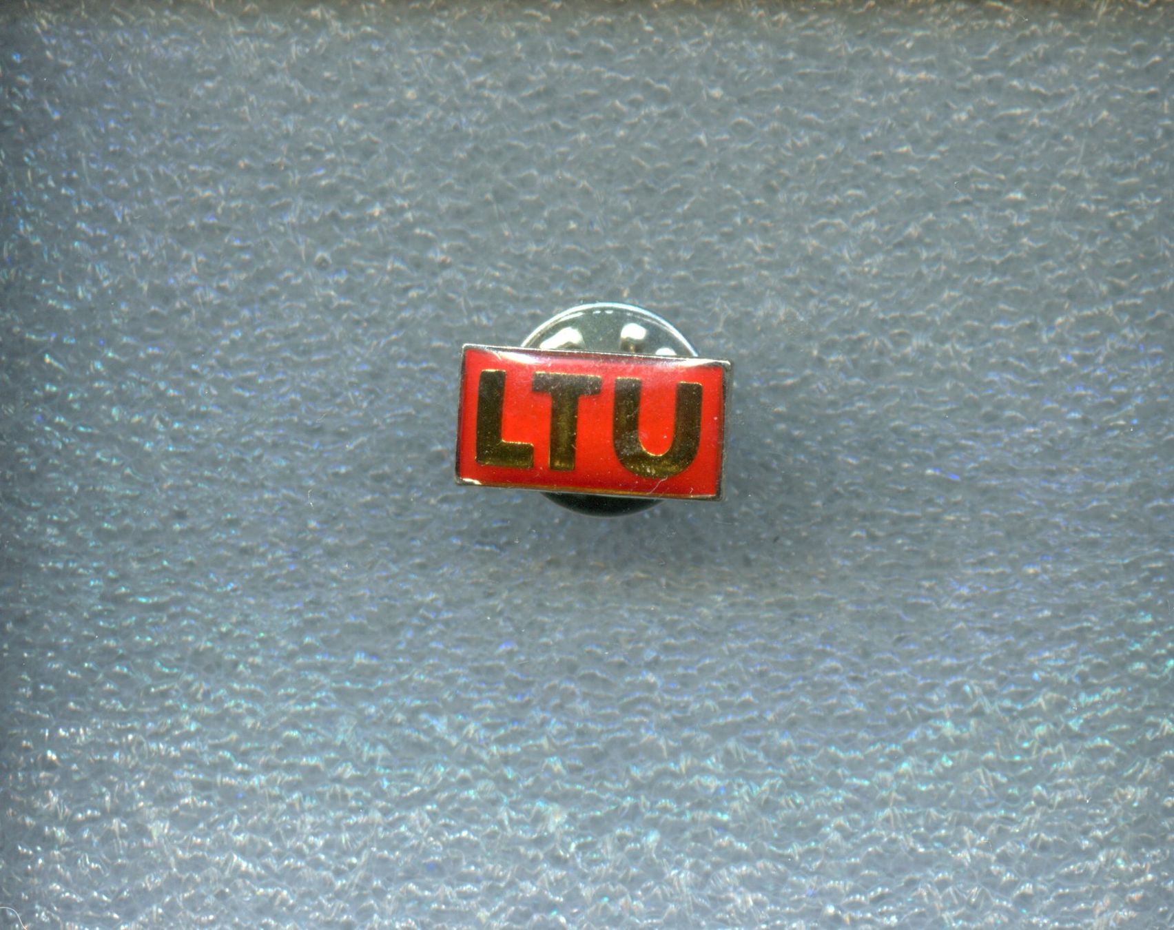 Placchette & Badge: BRUGG KABEL – Usato da Winterthur venduto da Sammleroase