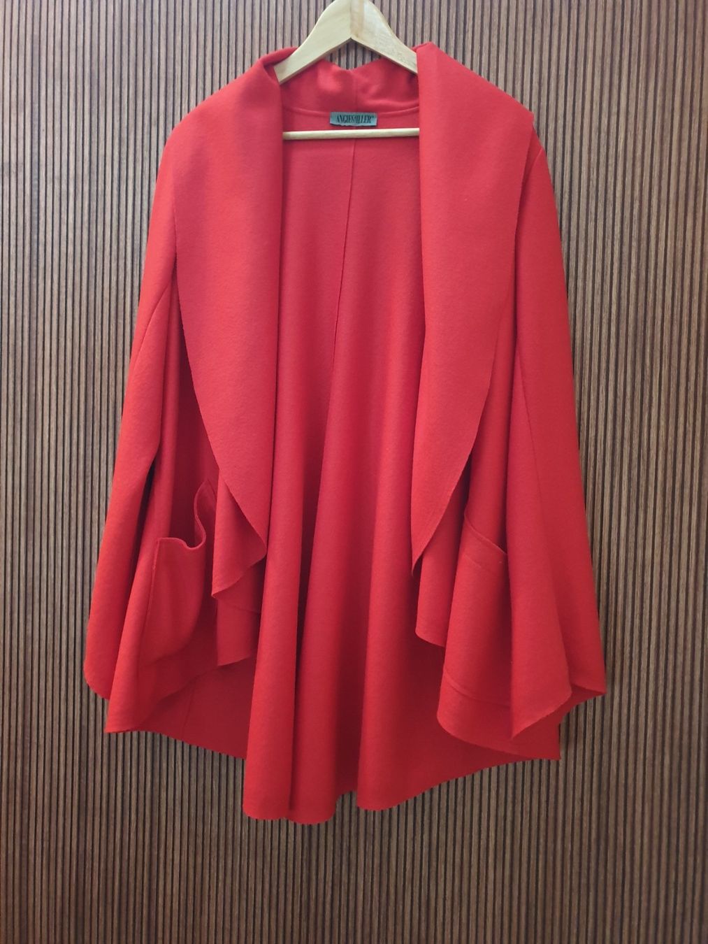 Giacche: ANGIEMILLER Jacke rot Grösse s – Usato da Weggis venduto da sil88