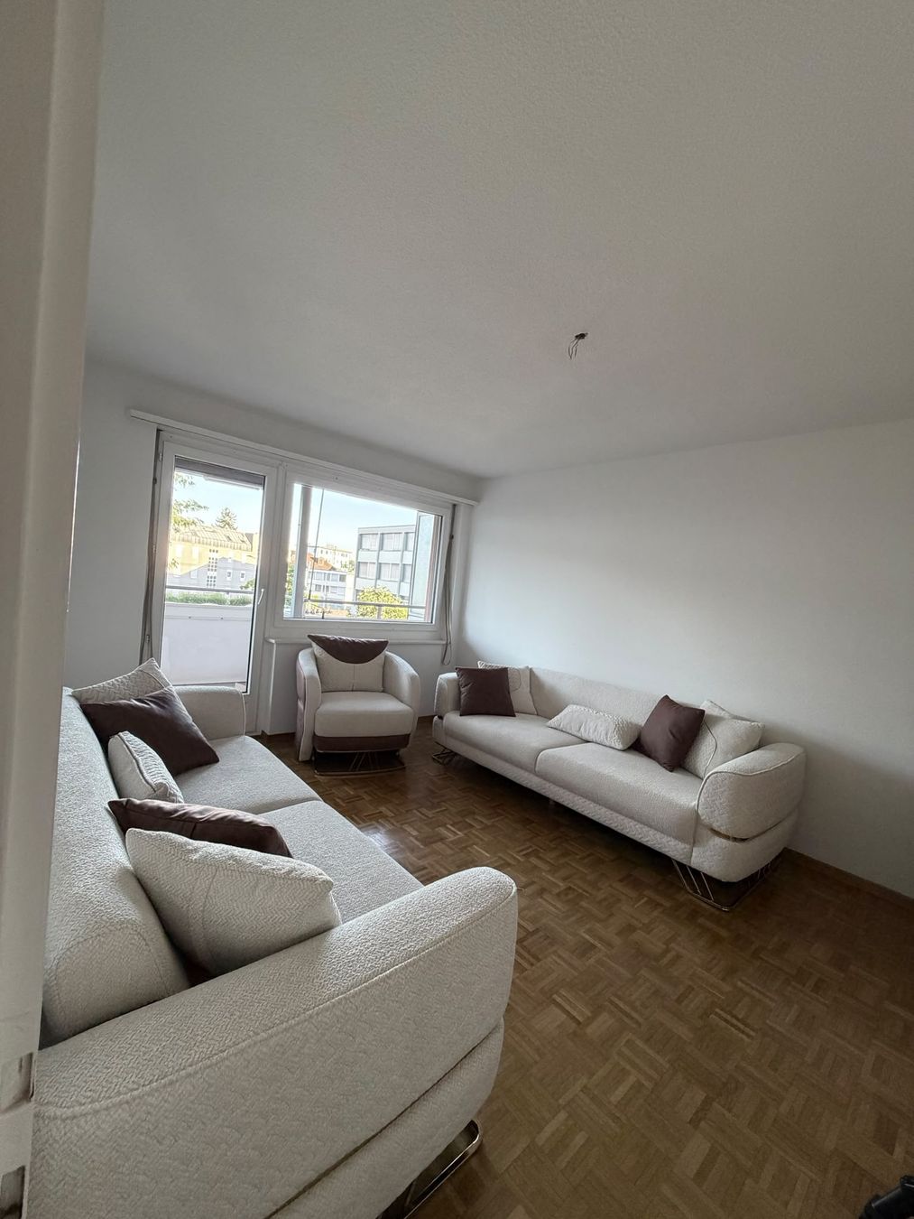 Divani: Garnitur 3-teilig Sofa Sessel hellbeige Neu! – Nuovo e nell'imballaggio originale da Zürich venduto da Idoly_Studio.