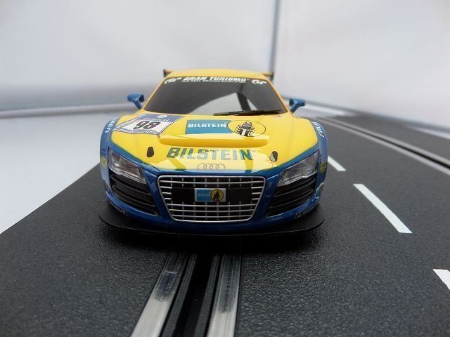 Piste: Scalextric Bilstein Audi R8 LMS / C3045 – Nuovo (secondo la descrizione) da Bettlach venduto da Qwert12 1