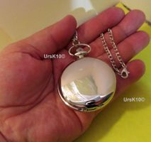 NEUE  Silbern mit Weiss schöne Umhängeuhr und Taschenuhr