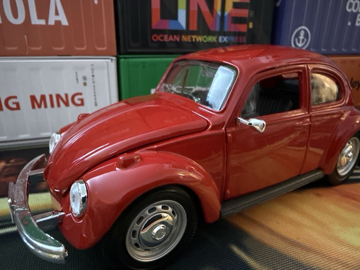 Volkswagen Modellini d'auto: VW Beetle rot mit Klapphaube und Türen – Usato da Basel venduto da Zomeg 5