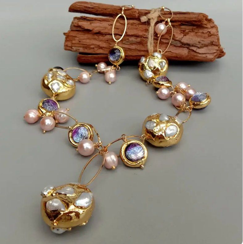 Catenine: Collier de perles blanches Keisha, perles Roses – Nuovo e nell'imballaggio originale da Genève venduto da TradeCH