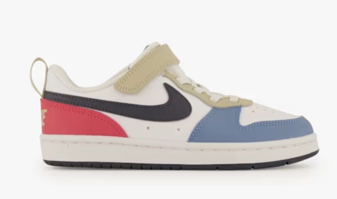 Nike Scarpe per ragazzi: NIKE Sneaker, Grösse 28 – Usato da Wangen b. Olten venduto da Molinker