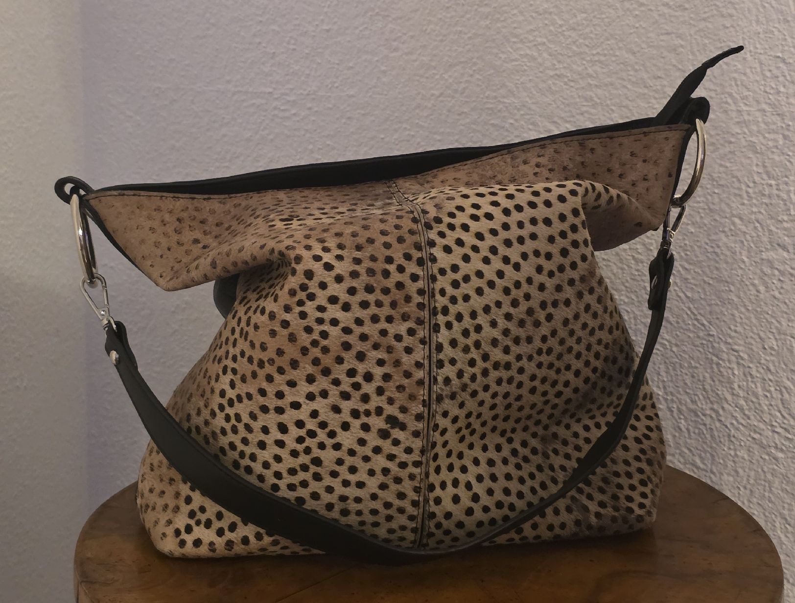 Sacs femmes: NIKA Handtasche, Echtleder – D'occasion à Rheinsulz par Gilea 1