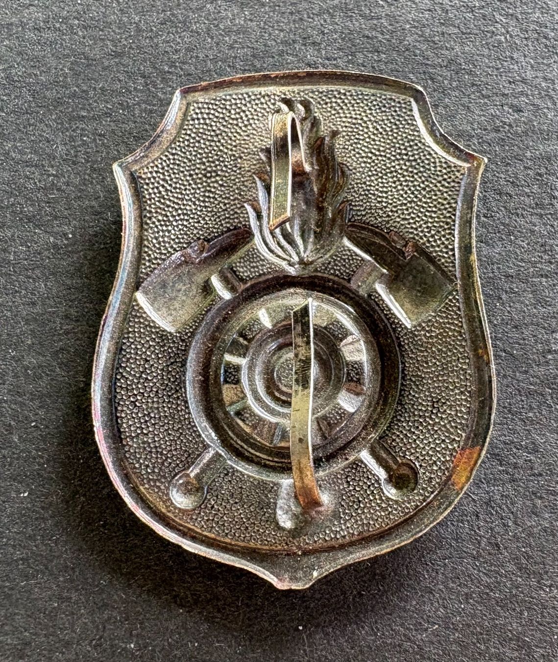 Placchette & Badge: VINTAGE FEUERWEHR ABZEICHEN – Usato da Ostermundigen venduto da crazy-horse-1840 1