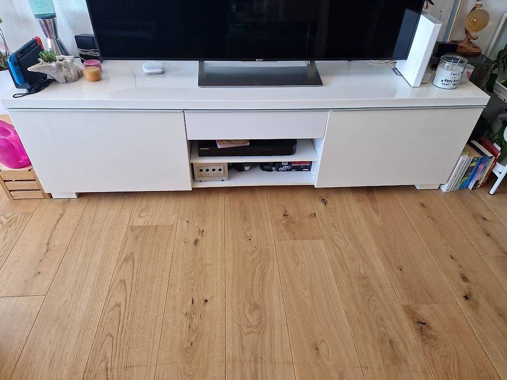 TV Möbel: TV-Möbel – Gebraucht aus Wallenwil von sabito