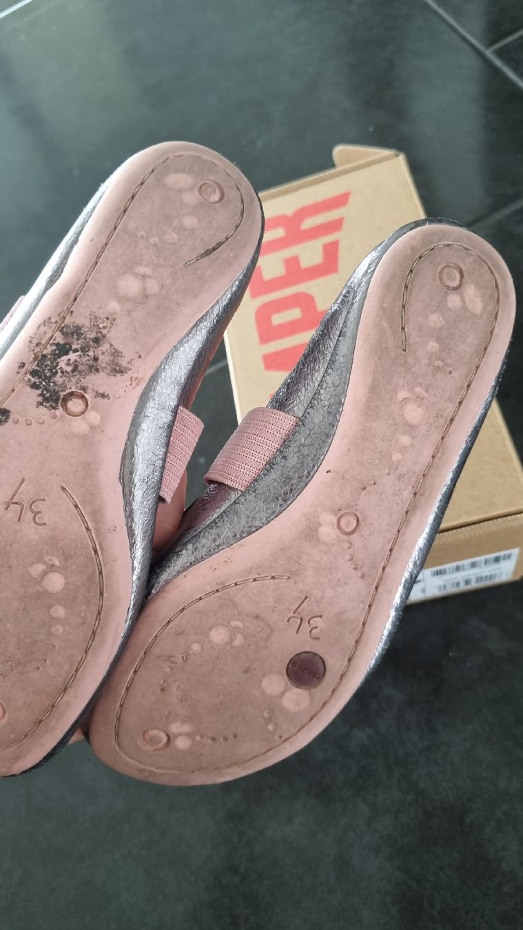 Camper Scarpe per ragazze: Camper Ballerina 34 Silver grau – Usato da Bad Zurzach venduto da Mfritzli 2