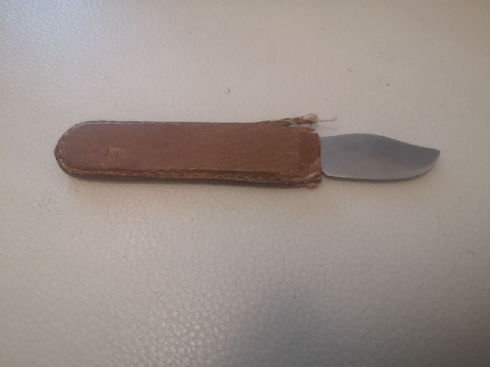 Victorinox Coltelli tascabile: Wengerinox Einhandmesser mit Lederscheide, Top Zustand – Usato da Belp venduto da mar_76s8 1