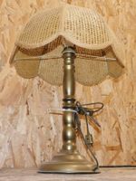 Tischlampe Weidenbastschirm  Metallfuss  Funktioniert