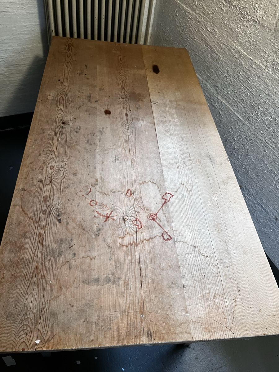 Tavoli: Vintage Tisch Arbeits- oder Küchentisch – Usato da Sirnach venduto da Gozogo 3