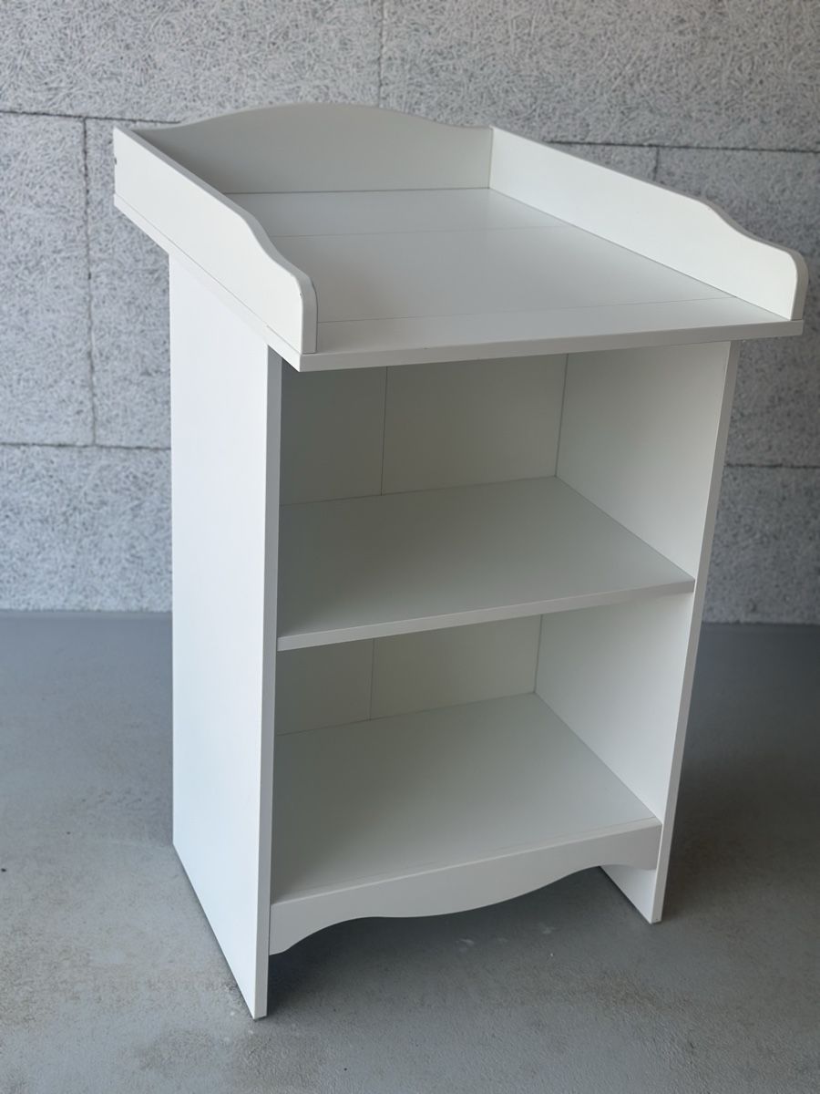 Ikea Fasciatoi & Accessori: SMÅGÖRA Wickeltisch/Bücherregal, weiss – Usato da Rothenburg venduto da wer_g9fd