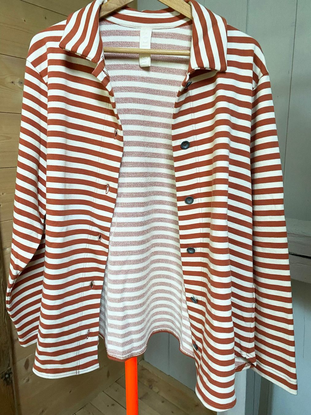 Ischiko Jacken: Ischiko gesteifte Sweatjacke – Neu (gemäss Beschreibung) aus Dreien von pontius-pilatus