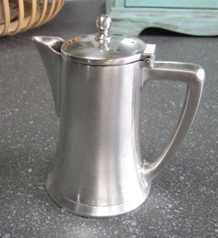 Berndorf Caraffe: Versilbertes Rahmkrüglein, Dössegger St. Gallen, 15 cl – Usato da Bischofszell venduto da Pfau0 9