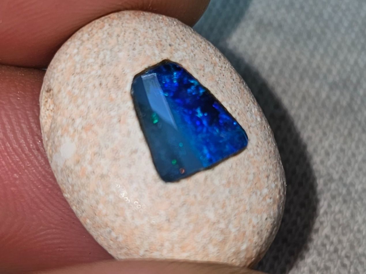 Ciondoli: Sandsteinanhänger mit Australischem Opal Inlay – Nuovo e nell'imballaggio originale da Uerkheim venduto da Winwinner 3