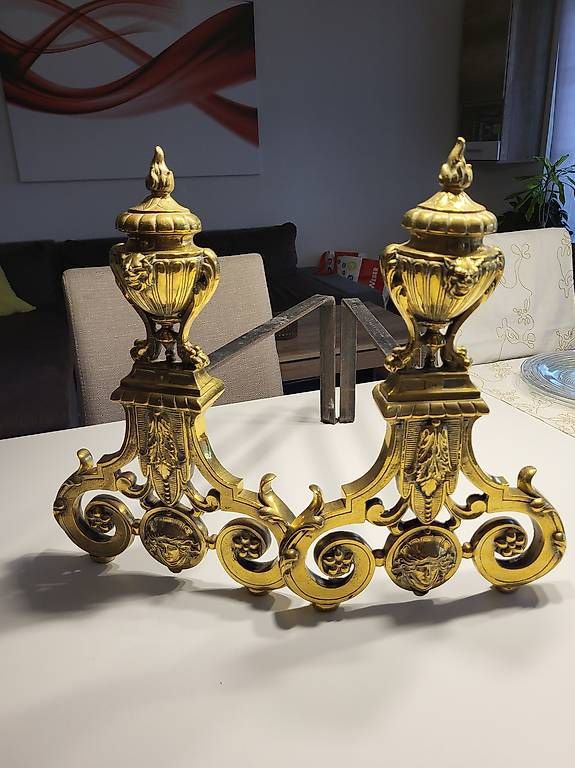 Toutes les décorations: Antike Kaminböcke – D'occasion à Suhr par lul_87gh
