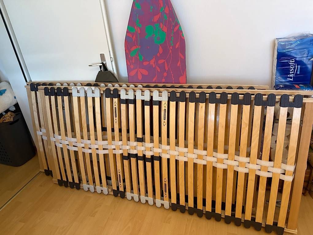 Lattenroste: Lattenroste 0.90m x 2,00m  – Gebraucht aus Gossau SG von haa_sps2