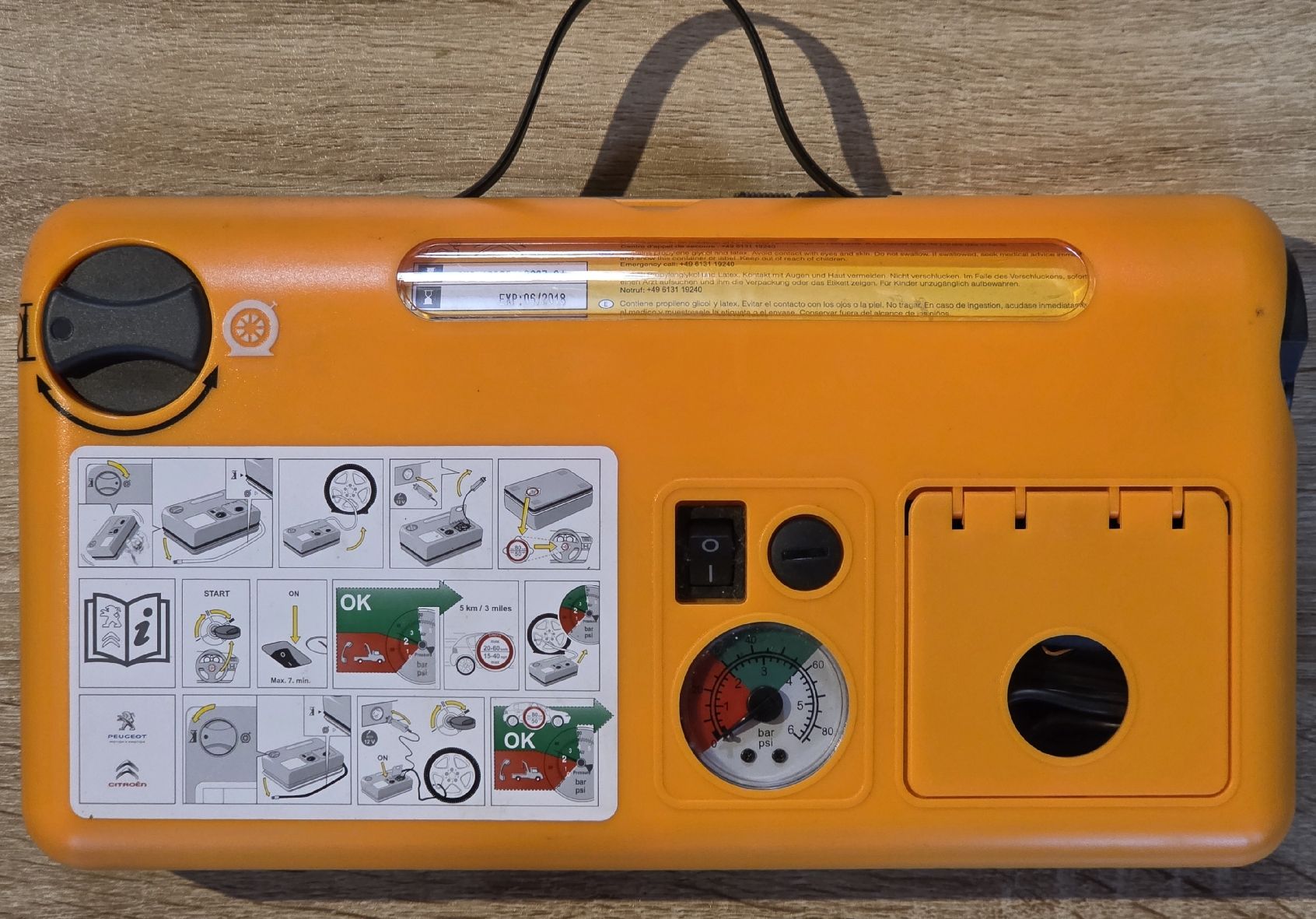Compressori: Tragbarer Reifenkompressor Super stark Neuwertig !!! – Usato da Rohrbach venduto da lod_m58r
