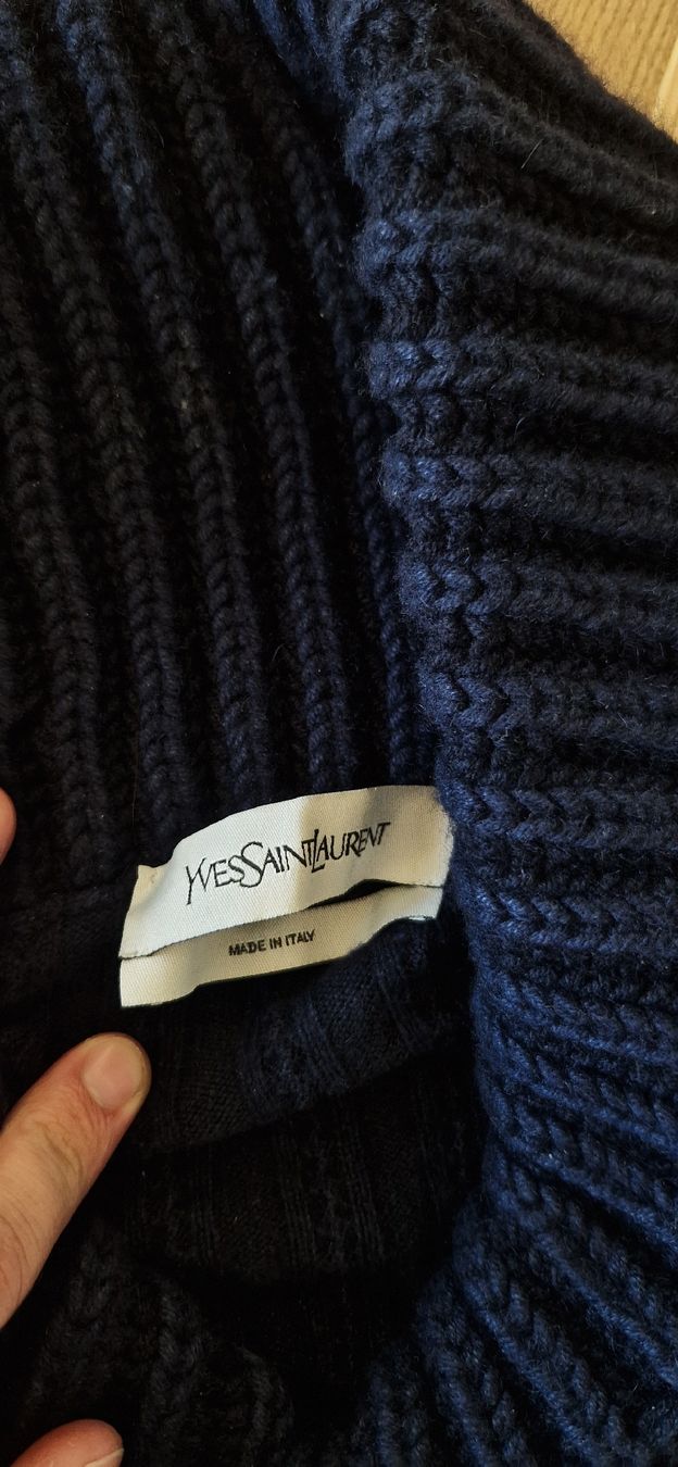 Saint Laurent Pulls & Sweat-shirts: Pull Yves Saint Laurent  – D'occasion à Lausanne par juliusca 3