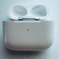 Original Apple Ladecase MagSafe A2566 für AirPods 3 Gen.
