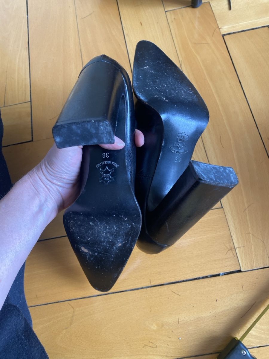 Damenschuhe: Chaussures tallons cuir noir decolleté – Gebraucht aus Küssnacht am Rigi von CALIFRASQUI 3