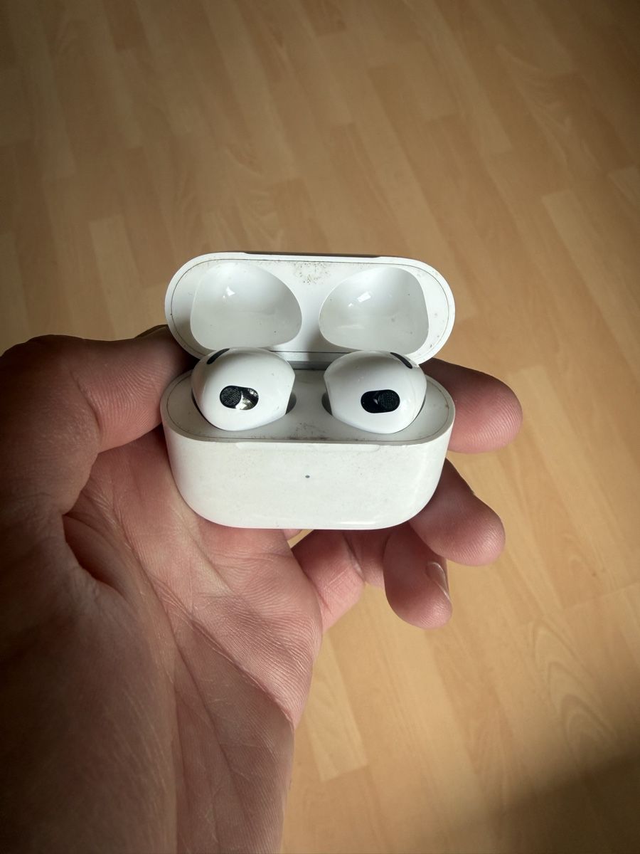 Apple Cuffie: Apple Airpods Air 3 – Usato da Wettingen venduto da pablelest 1