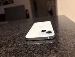 Apple iPhone 15 – sehr guter Zustand – voll funktionsfähig