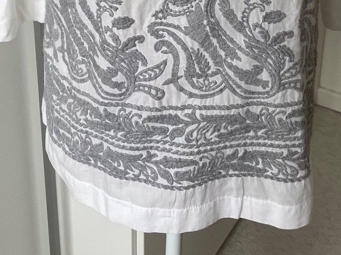 Blusen: Shirt Bluse von WHY mit Stickerei 38 – Gebraucht aus Zürich von Pamuk04 4