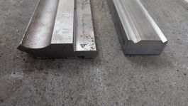 Metallprofil Matritze und Stempel 90° 