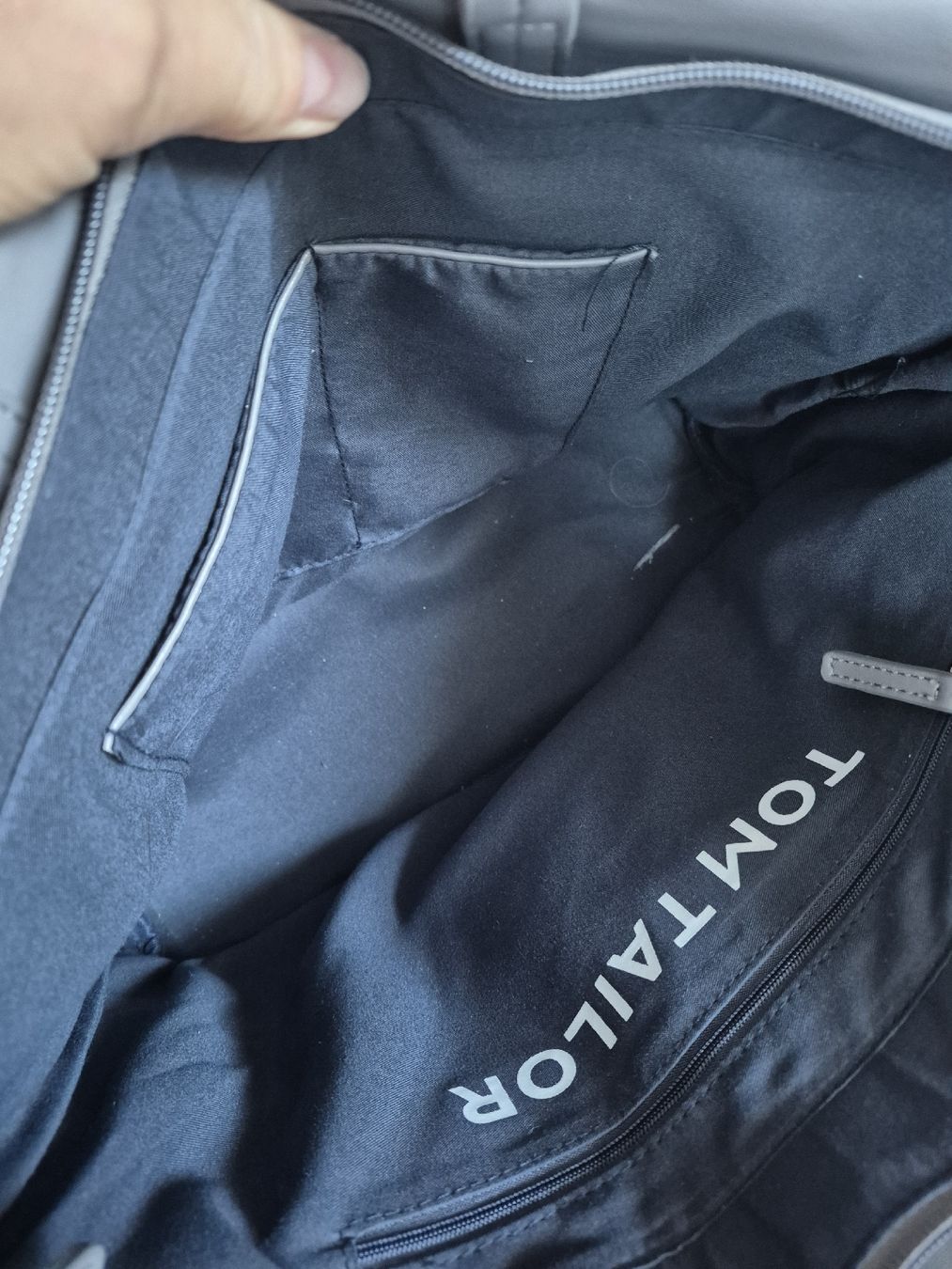 Tom Tailor Taschen für Damen: 2 Tom Tailor Handtaschen blau grau – Gebraucht aus Aesch BL von Moni1211 2