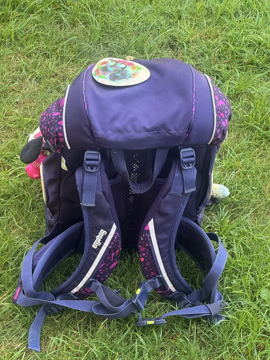 Ergobag Borse & Zaini: Ergobag Schulrucksack mit Turnsack für Mädchen. – Usato da Frauenfeld venduto da subtropisch 1