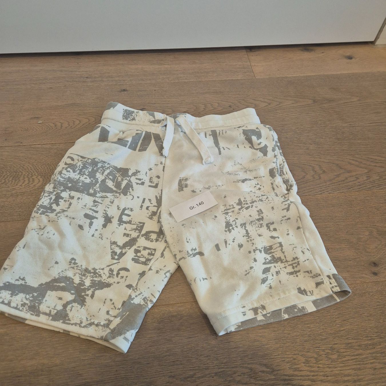 Hosen: kurze Hosen Junge Gr. 140 – Gebraucht aus Steinhausen von Housebabe