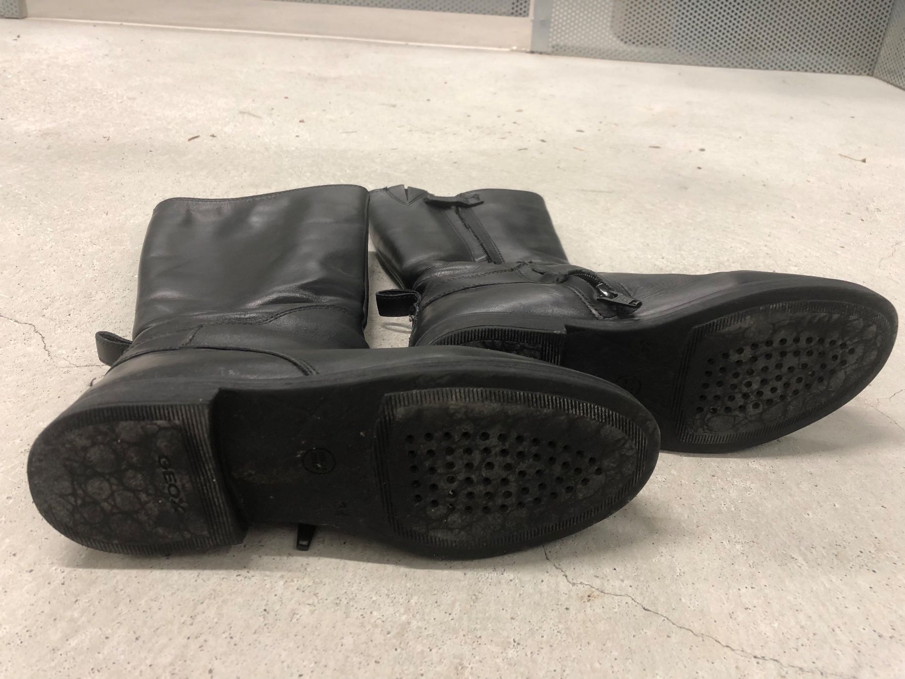 Scarpe da donna: Damen Klassische Stiefel – Usato da Zürich venduto da joa_xg9v 2