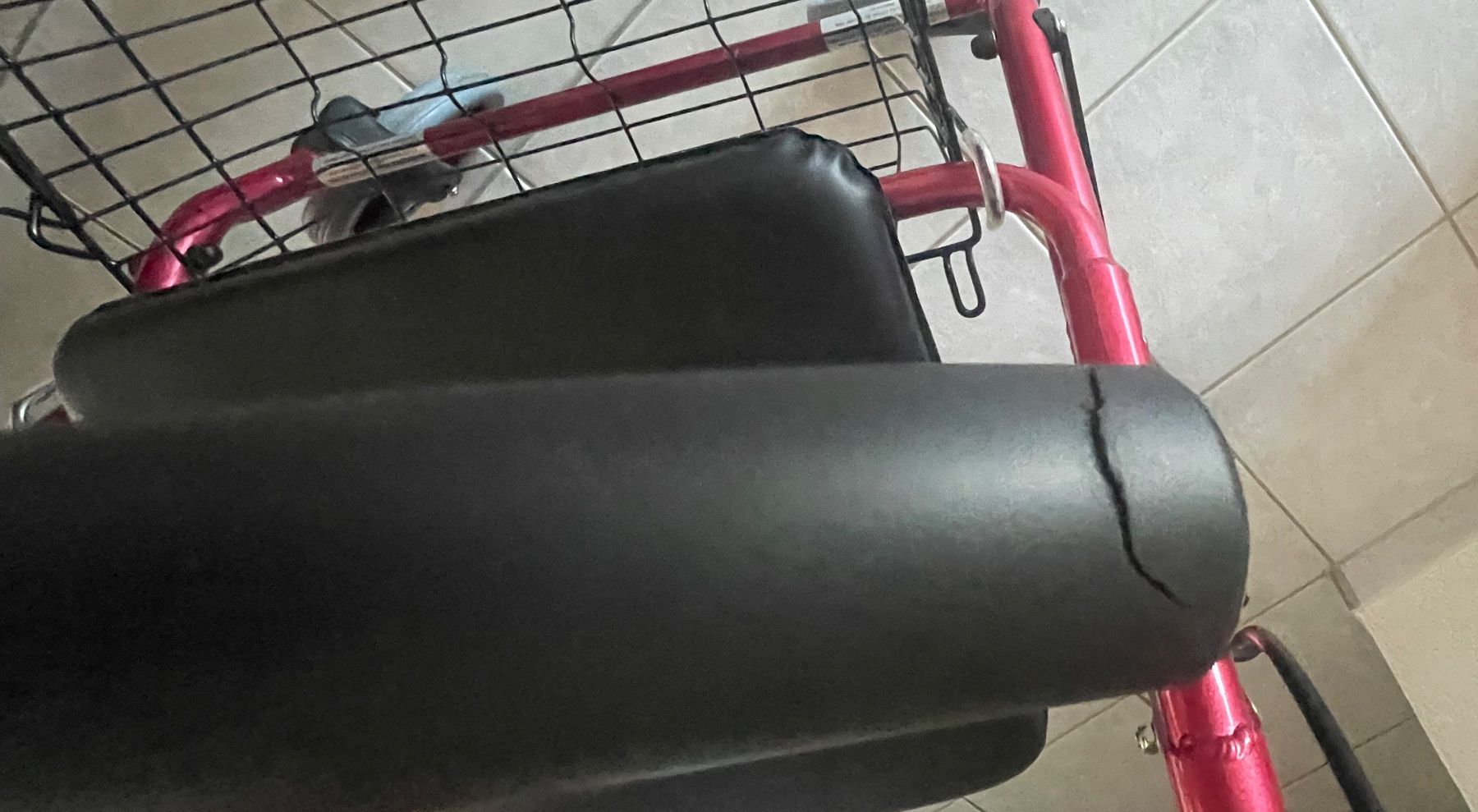 Ausili per la deambulazione: Rollator, klappbar ab 1 Franken – Usato da Stäfa venduto da nic_jq5z 4