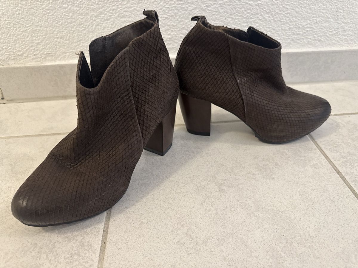 Högl Scarpe da donna: Högl – Usato da rotkreuz venduto da tijana0504 2