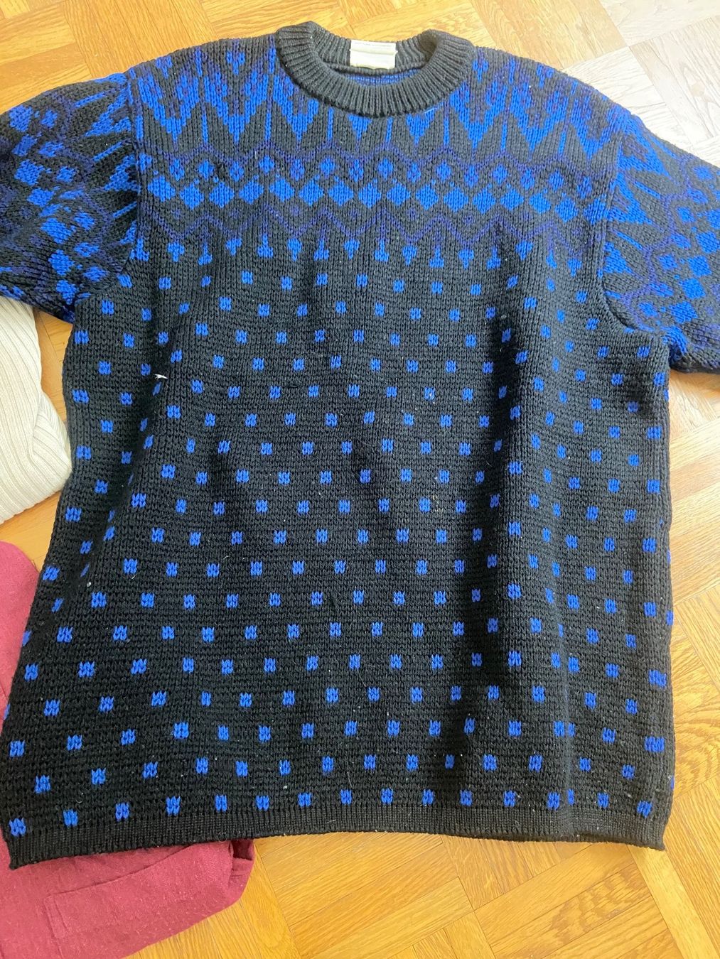 Kleiderpakete: Pullover Hemden Wollpullover  Grösse M – Gebraucht aus Hittnau von Oracel 2