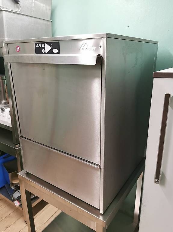 Lavastoviglie: Lave-vaisselle professionnel ADLER, avec table inox. – Usato da St-Aubin FR venduto da sme_nw6w 2