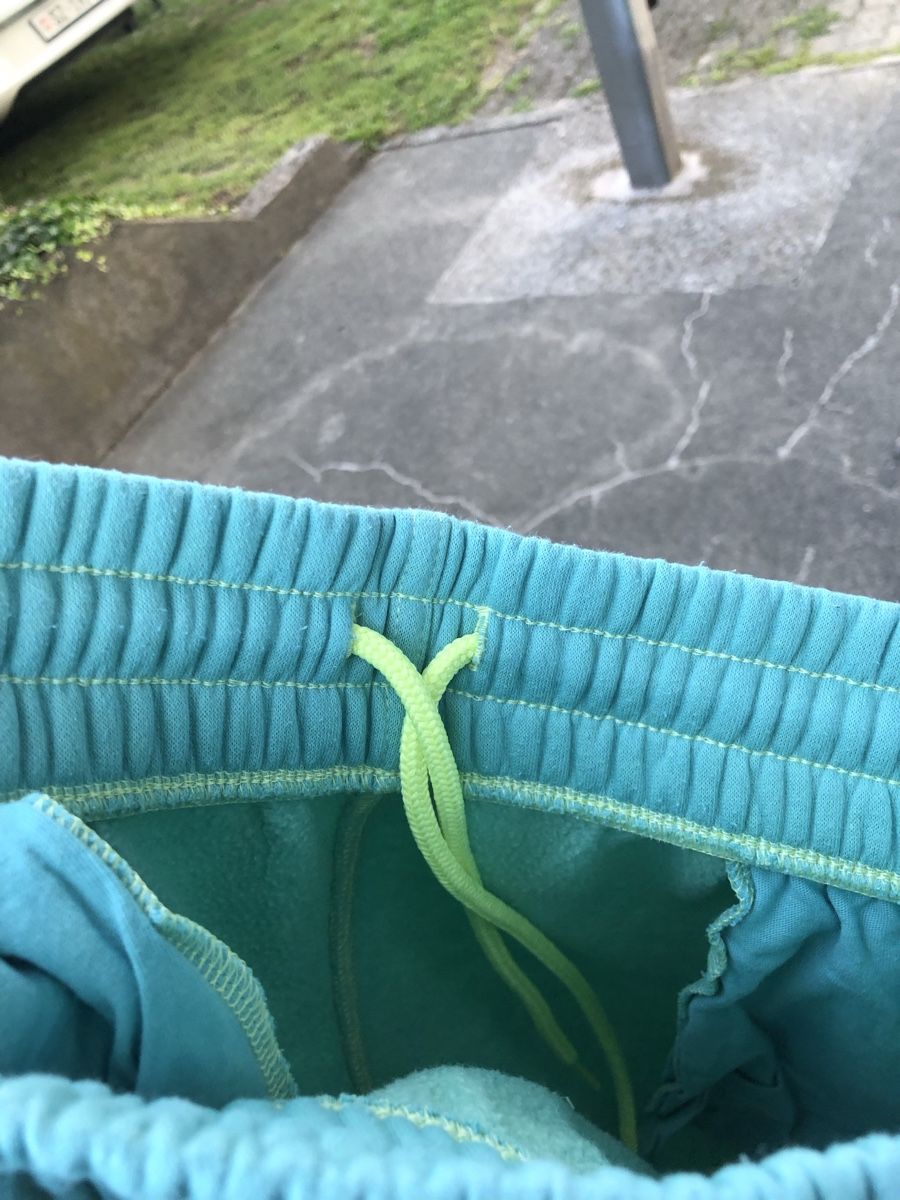 Adidas Pantalons: Adidas Trainerhosen – D'occasion à Fribourg par ann_l9b7 5