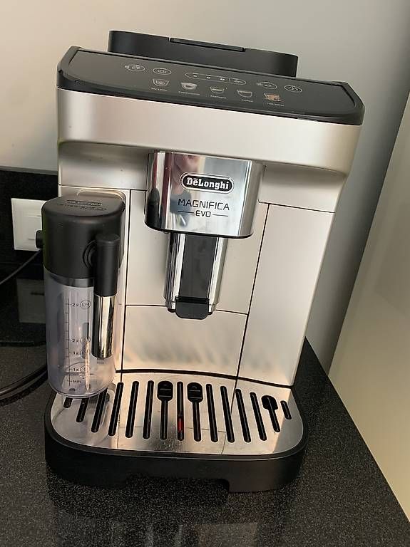 De'Longhi Macchine per caffè & Macchine per espresso: Machine à café Delonghi – Usato da Chambésy venduto da lil_5tkn 1