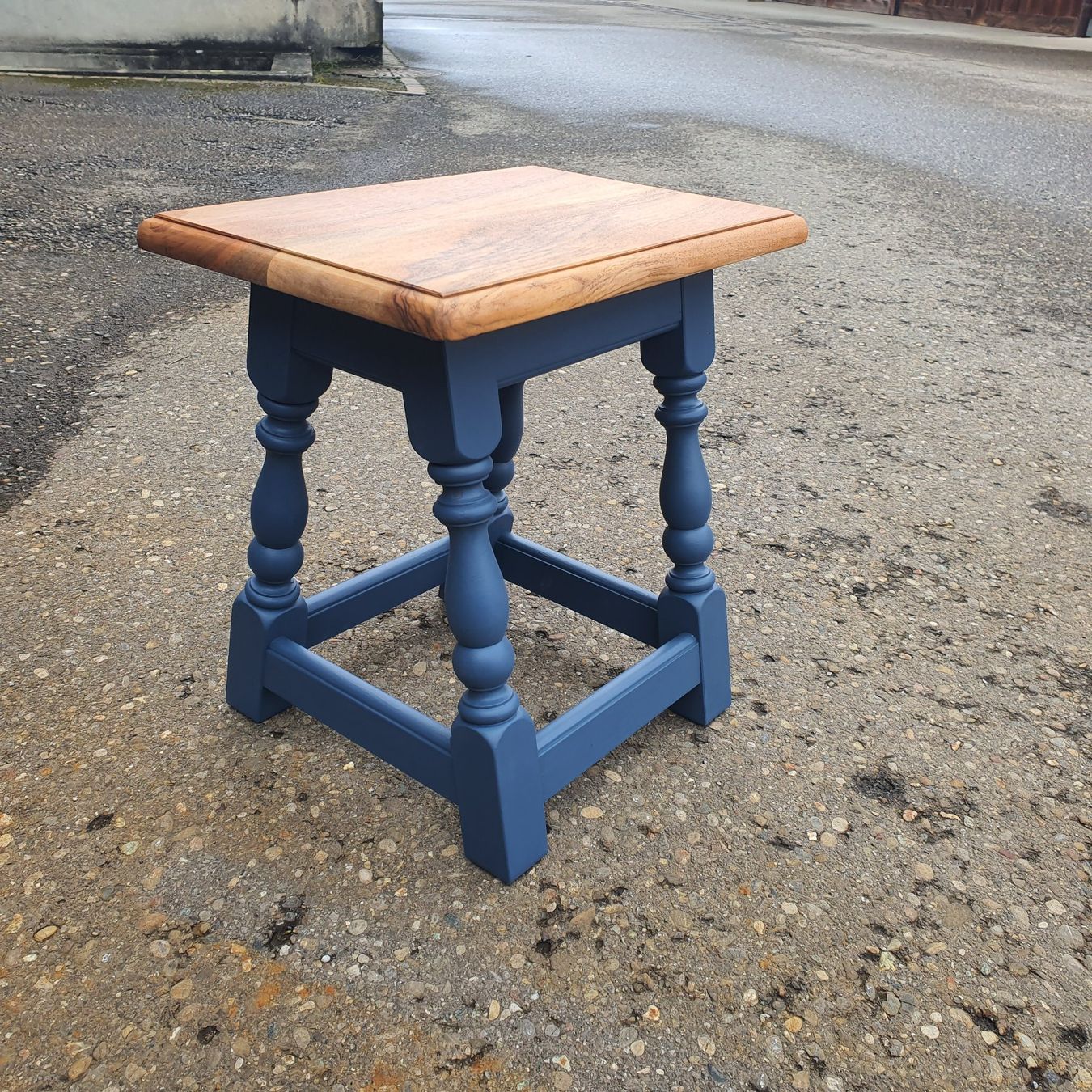Sgabelli: Vintage Hocker neu gestylt – Usato da Amlikon-Bissegg venduto da tischwerker 3
