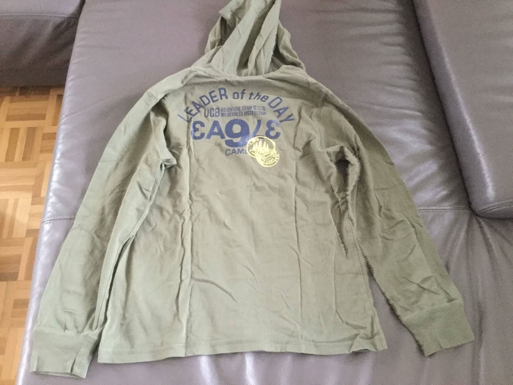 Benetton Pullover & Sweatshirts: langarm Shirt mit Kapuze – Gebraucht aus Horw von Benny017 1