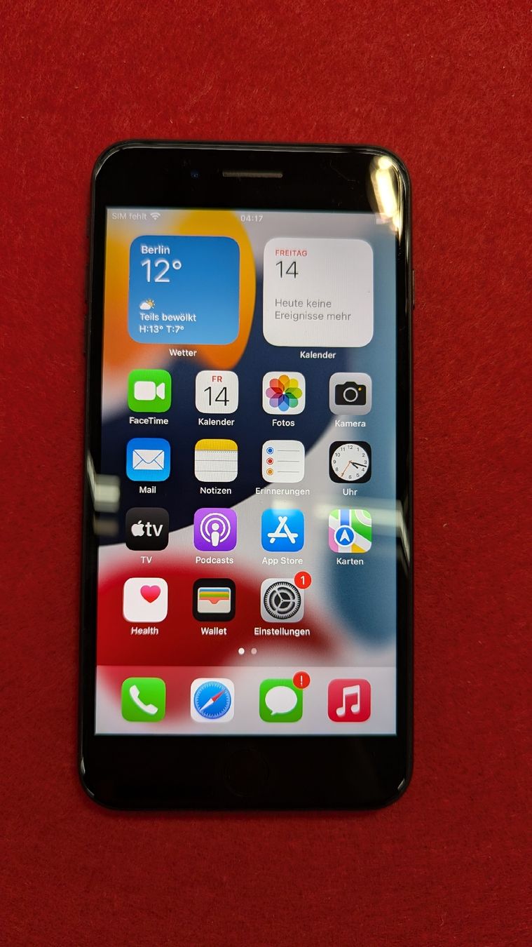 Apple Handys / Smartphones: iPhone 7 Plus, 128 GB, Mattschwarz, Top Zustand! – Gebraucht aus Thun von Refit-Zone
