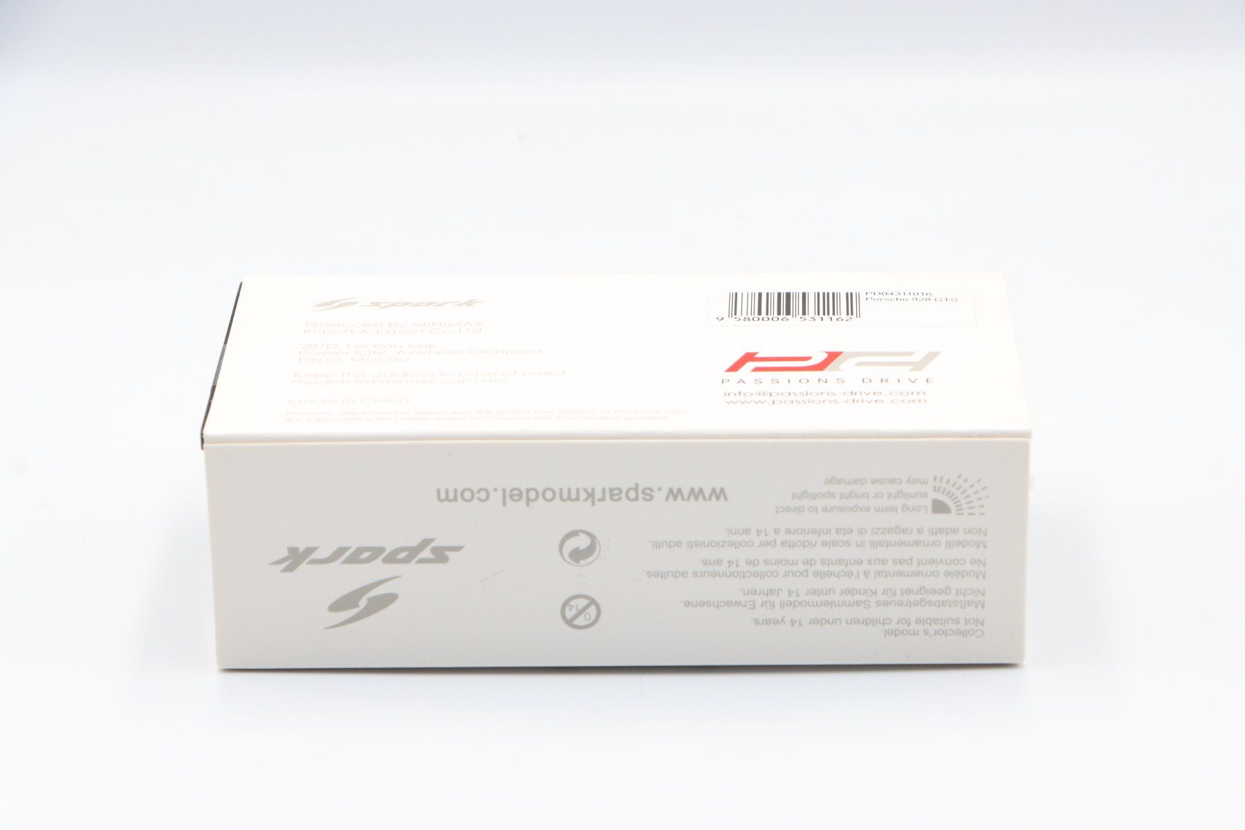 Porsche Modellini d'auto: Porsche 928 GTS 1992 1:43 Spark – Nuovo e nell'imballaggio originale da Bühl b.Aarberg venduto da modelldiecast 2