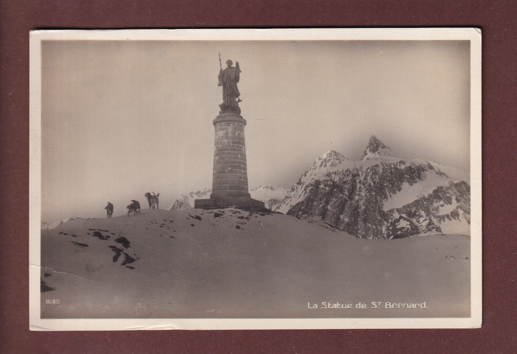 Cartoline postali: GRAND-SAINT-BERNARD - Statue // pli // – Usato da Pully venduto da nicecards