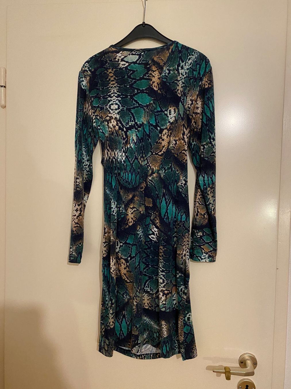 Vestiti: Kleid mit Schlangenmuster M – Nuovo (secondo la descrizione) da Zürich venduto da Wim-Broccoli 4