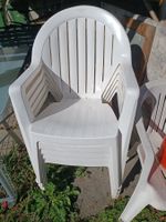 6 Gartenstühle aus  Kunststoff weiss stapelbar gebraucht