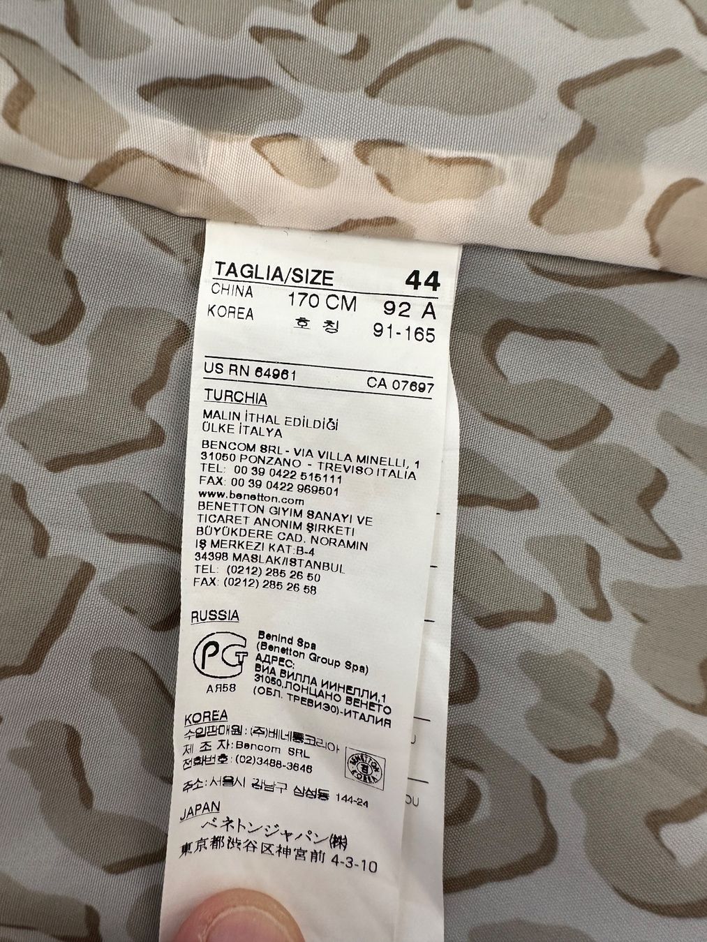 Benetton Giacche: Veste noire Benetton élégante - Taille 44 – Usato da Corminboeuf venduto da magwatch 5