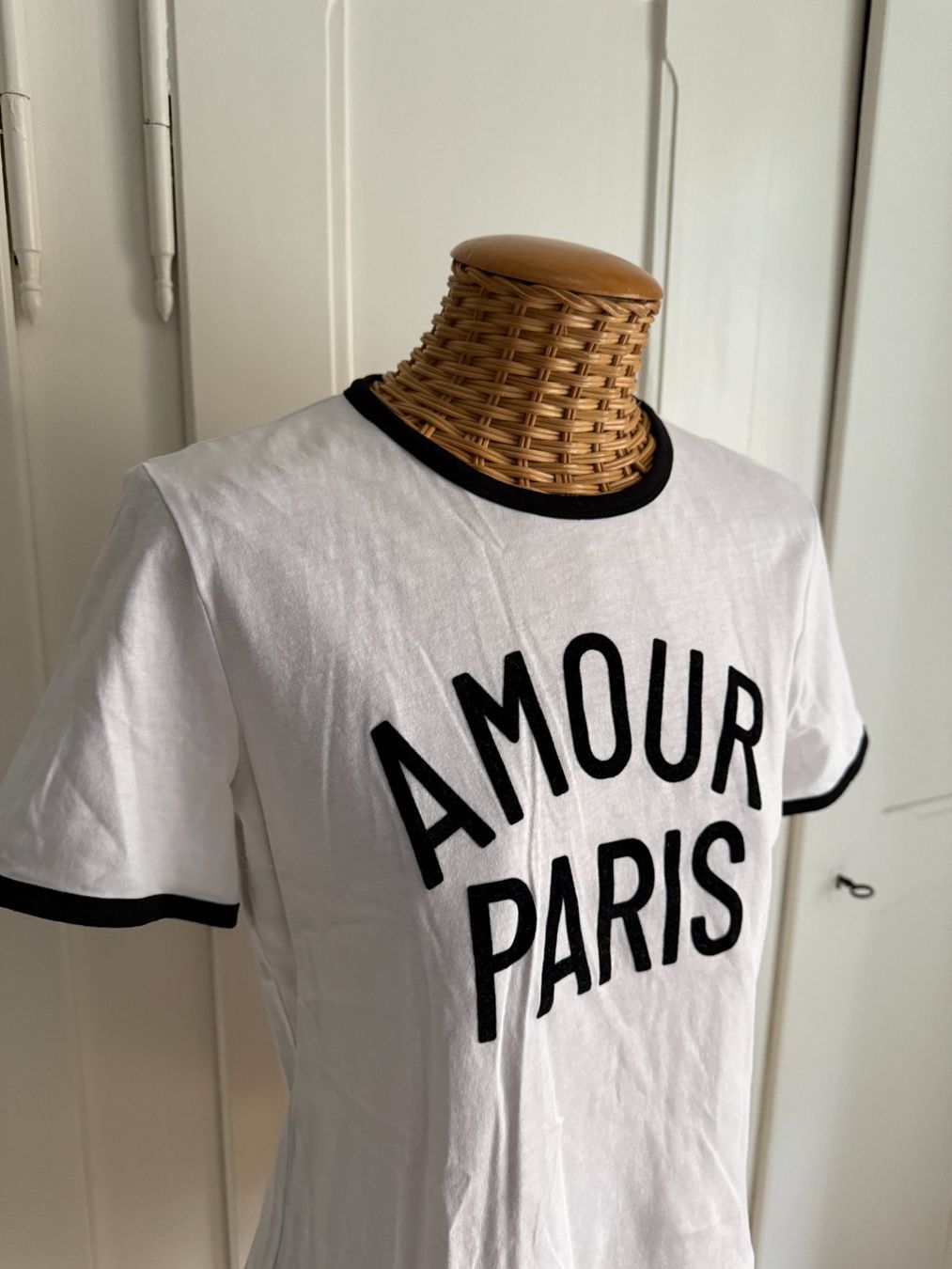 H&M T-shirt: T-Shirt weiss AMOUR PARIS - M – Usato da Zürich venduto da Diazaio 1