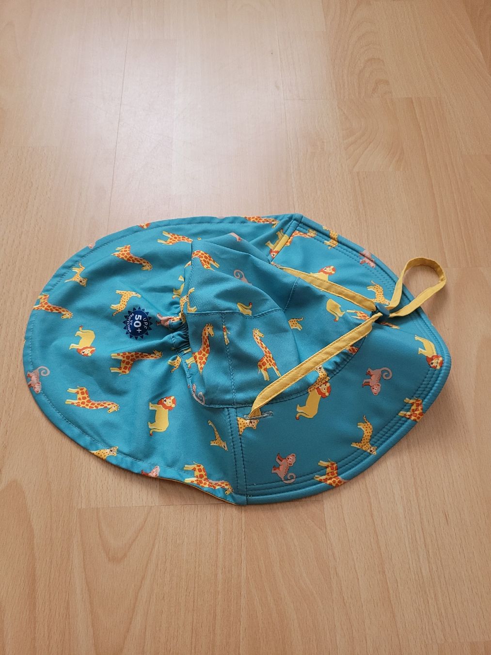 Altro abbigliamento per bambino: Sonnenhut zum Schwimmen – Usato da Inwil venduto da Flower2325